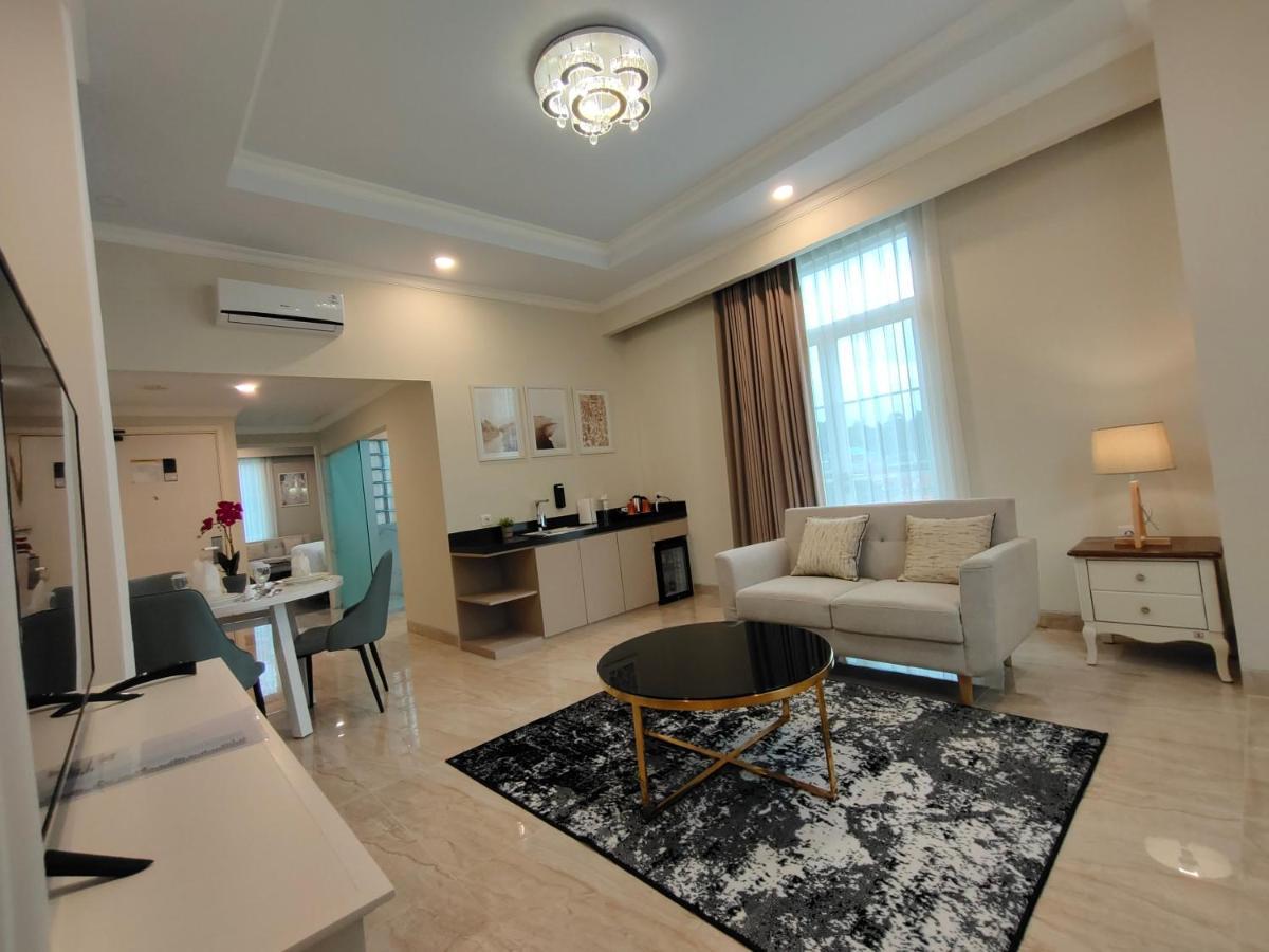 Hotel Villa Emitta Tomohon Exterior photo